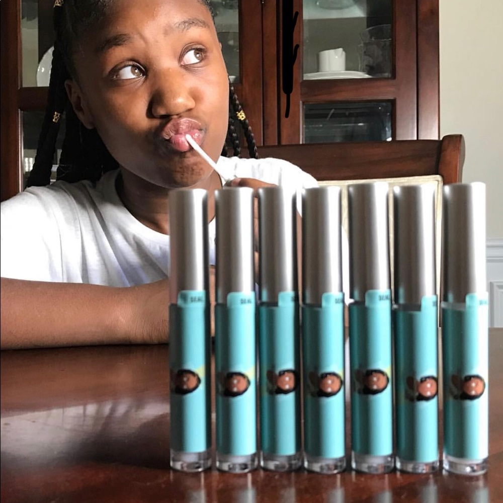 Trinity lipgloss